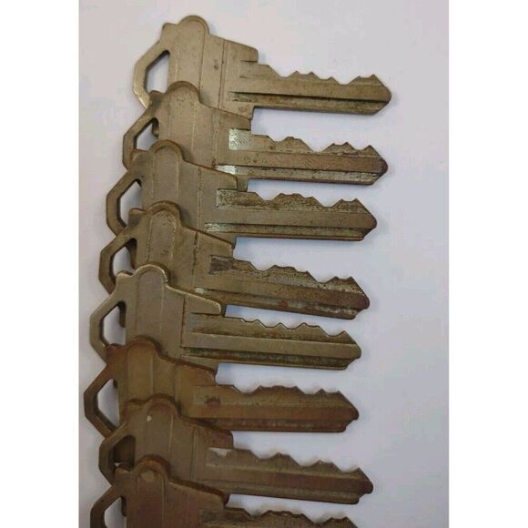 11 Vintage WESLOCK Keys Lot - Picture 9 of 12